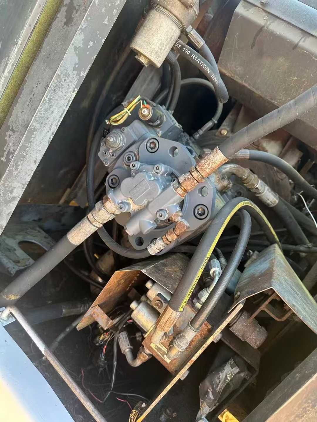 Buy Sumitomo SH120A2 Used Excavator / 6 Used Sumitomo SH120A2 Excavator 2016 Model / 6