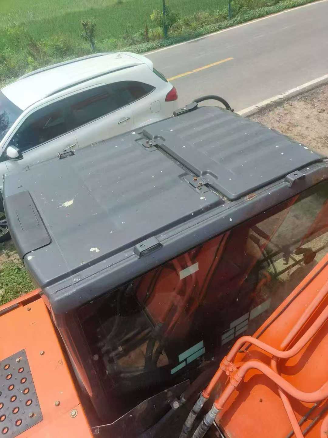 Used Hitachi ZAXIS200 Excavator 2021 Model / 3