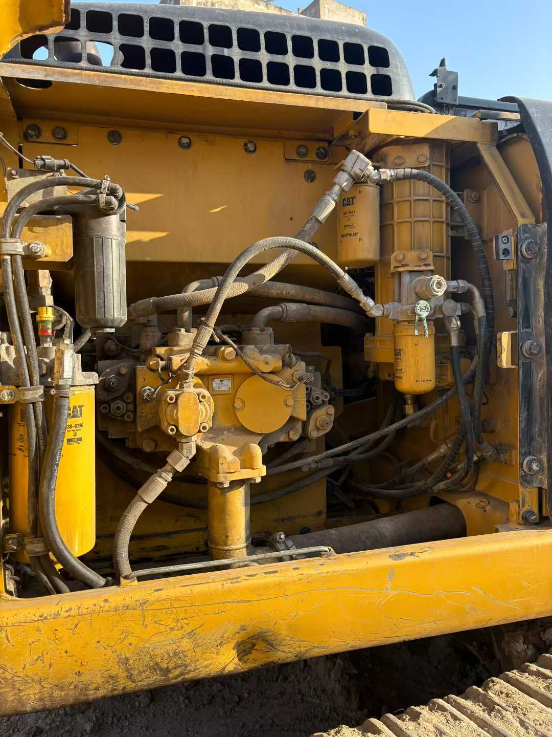 Used Caterpillar 320D Excavator 2013 Model / 6