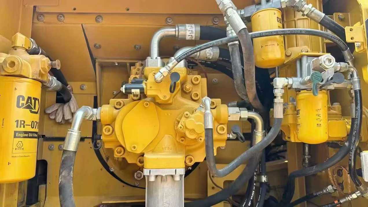 Used Caterpillar 336FLH Excavator 2018 Model / 3