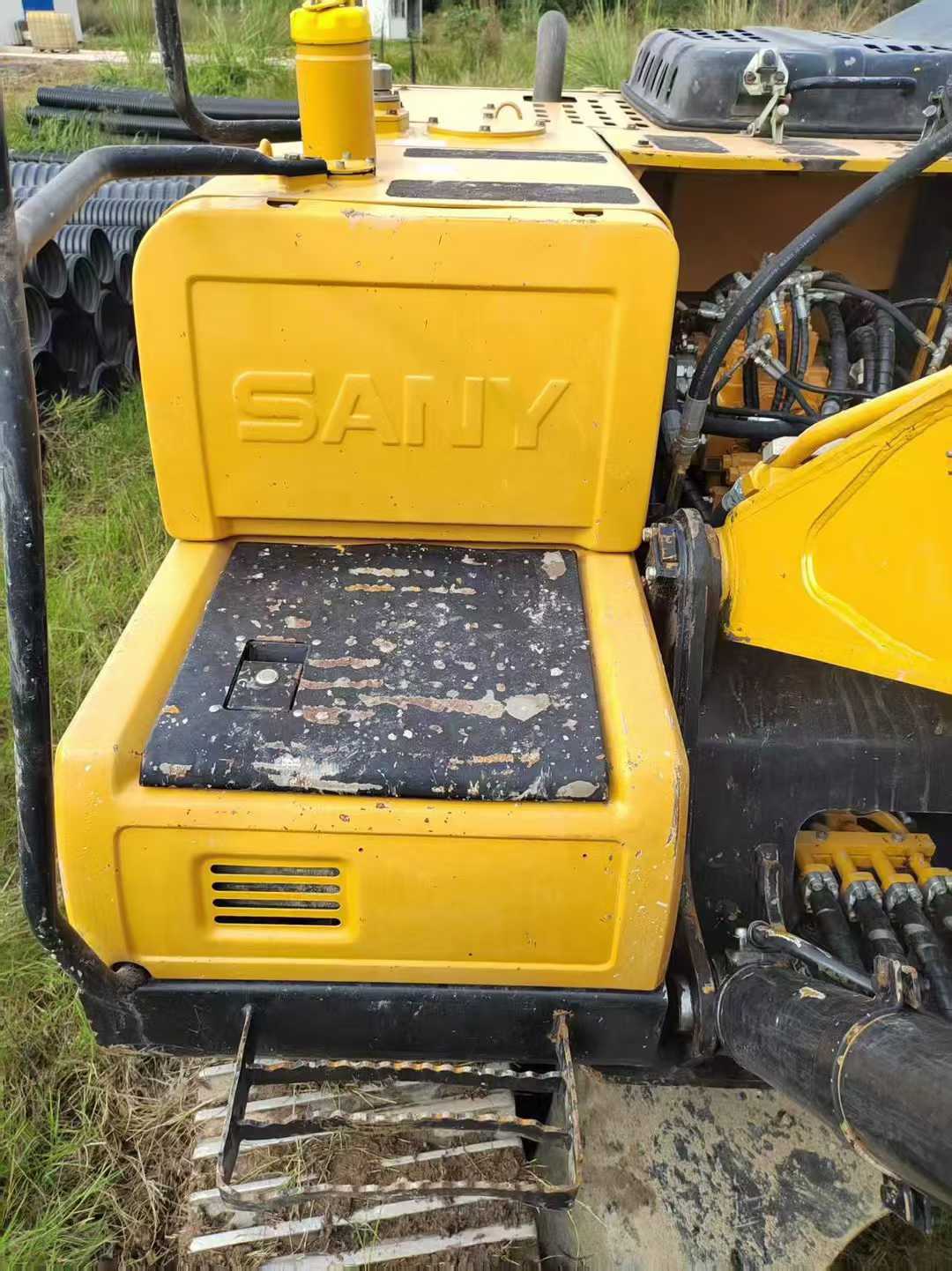 Used Sany SY135 Excavator 2017 Model / 4