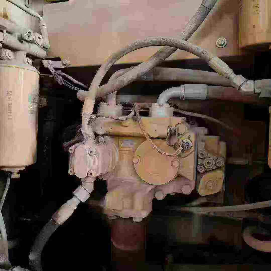 Used Caterpillar 323 Excavator 2016 Model / 3