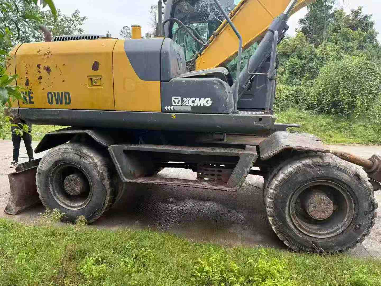 Used XCMG XE150 Excavator 2016 Model / 4