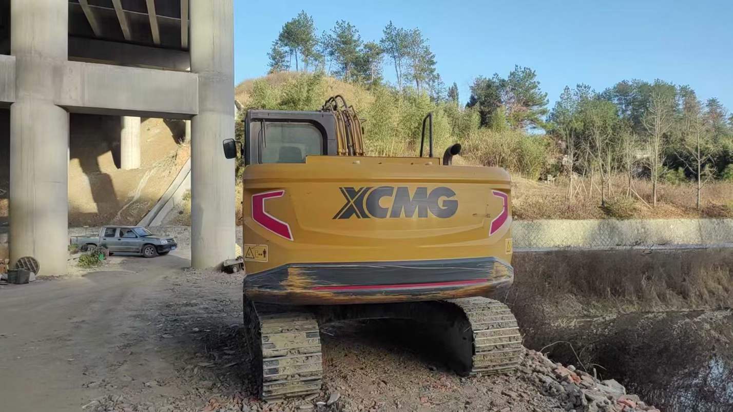 Used XCMG XE80 Excavator 2024 Model / 3