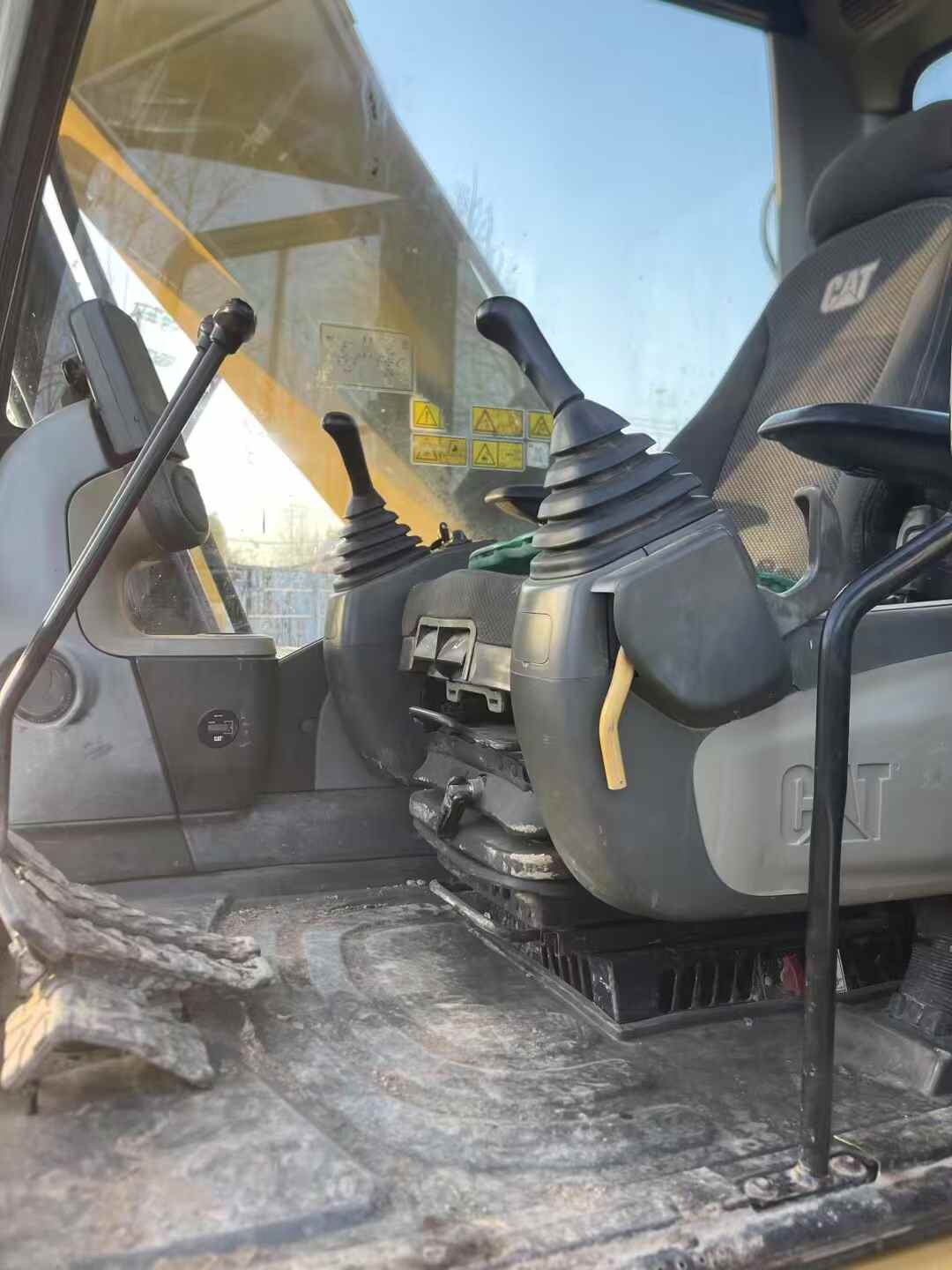 Used Caterpillar CT20 Excavator 2014 Model / 9