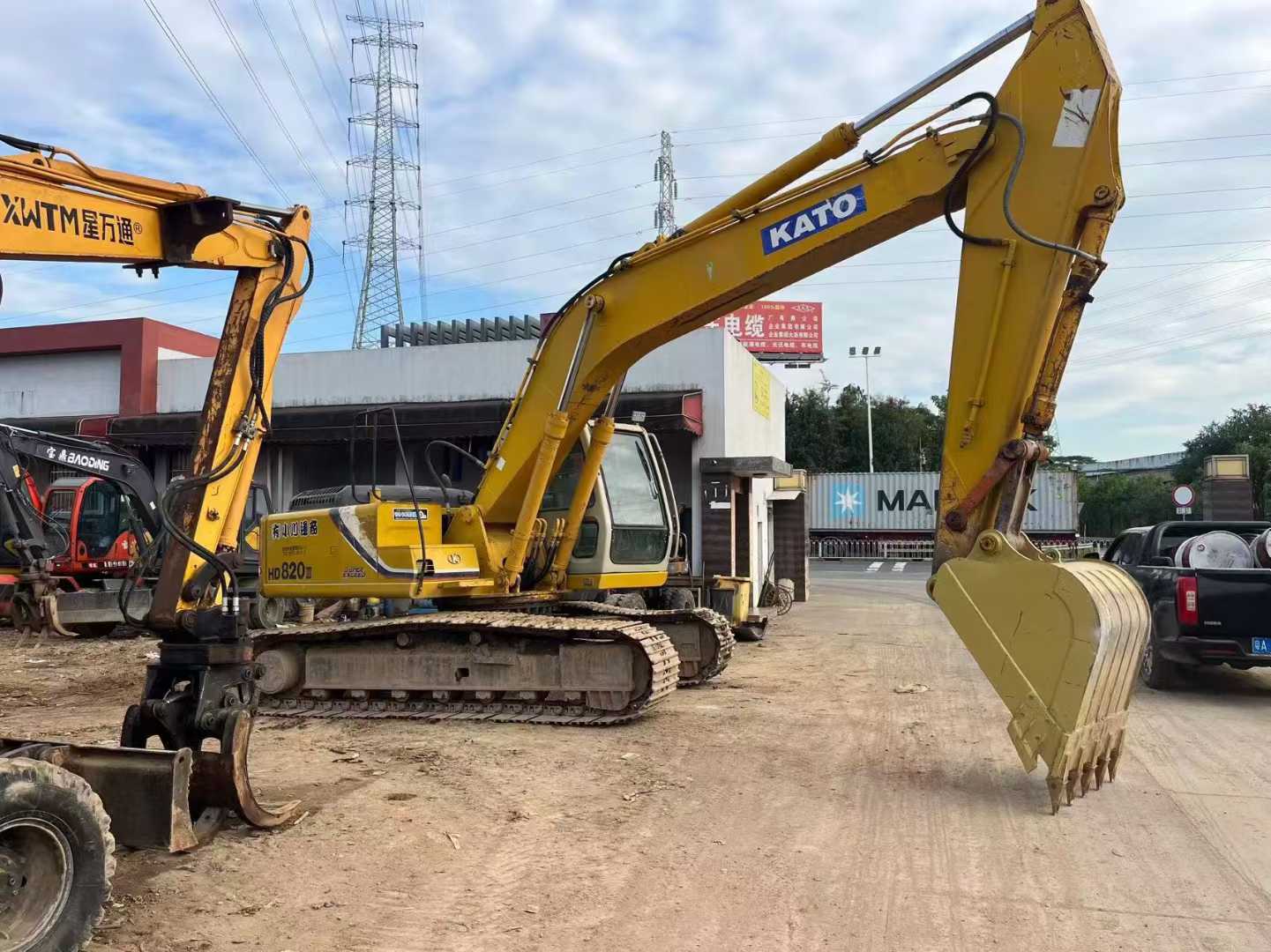 Used Kato HD820 Excavator 2016 Model / 2