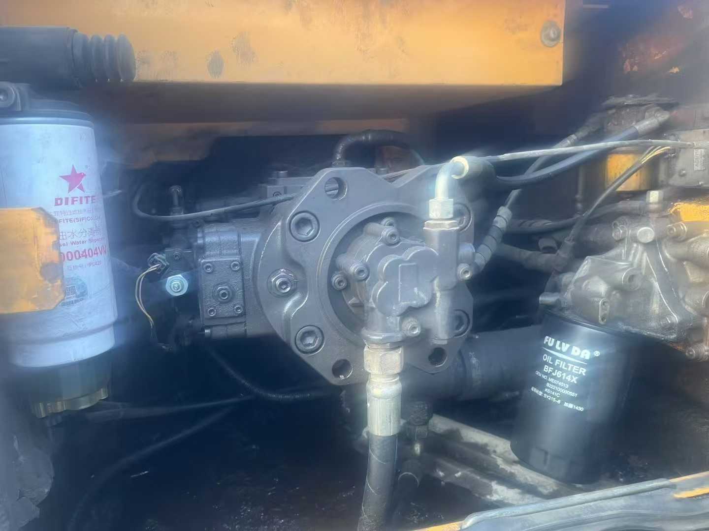 Used Sany SY205C-8S Excavator 2016 Model / 6