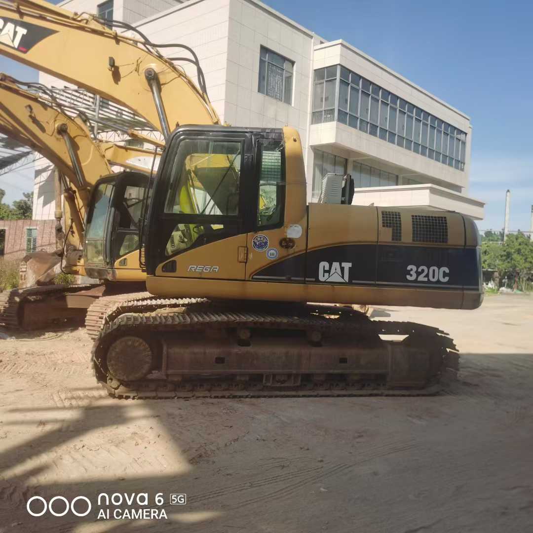 Buy Caterpillar 320C Used Excavator / 1