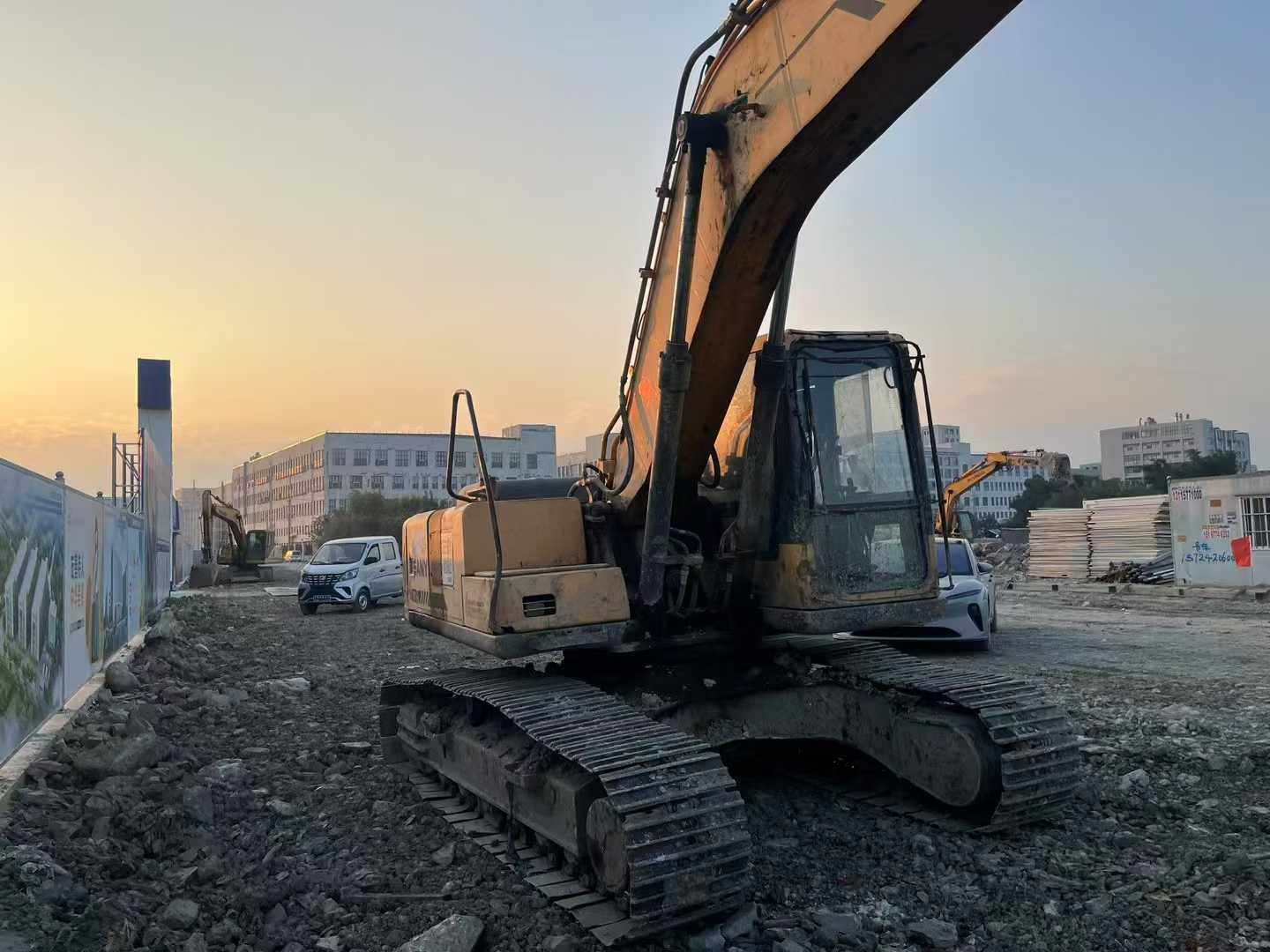 Used Sany SY205C-8S Excavator 2016 Model / 9