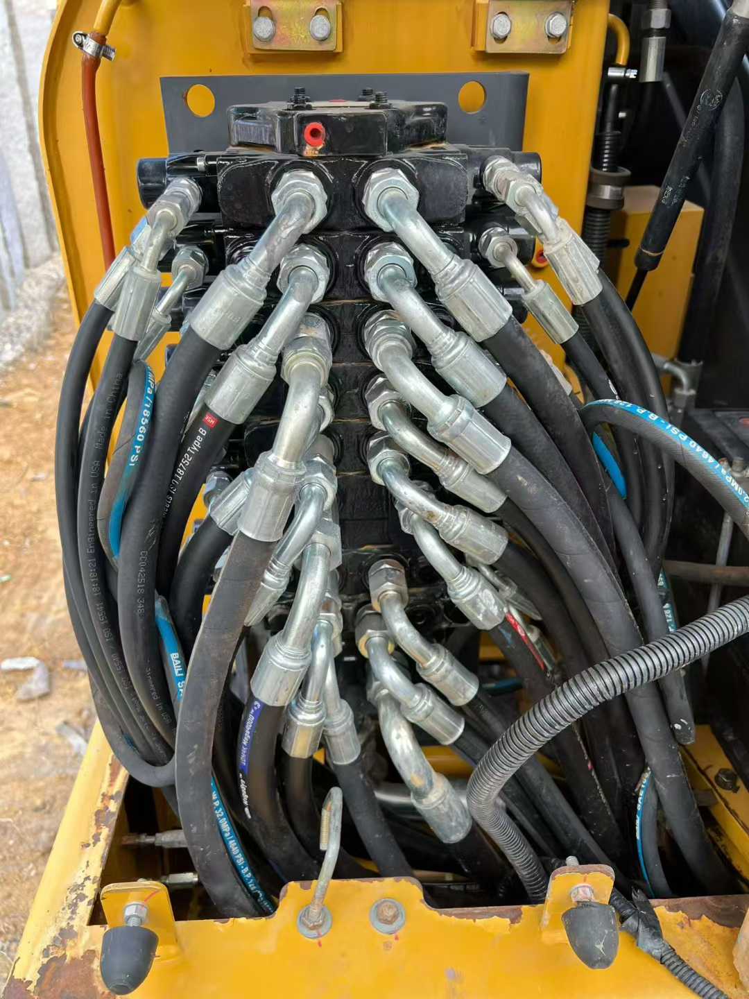 Used XCMG XE60 Excavator 2018 Model / 5