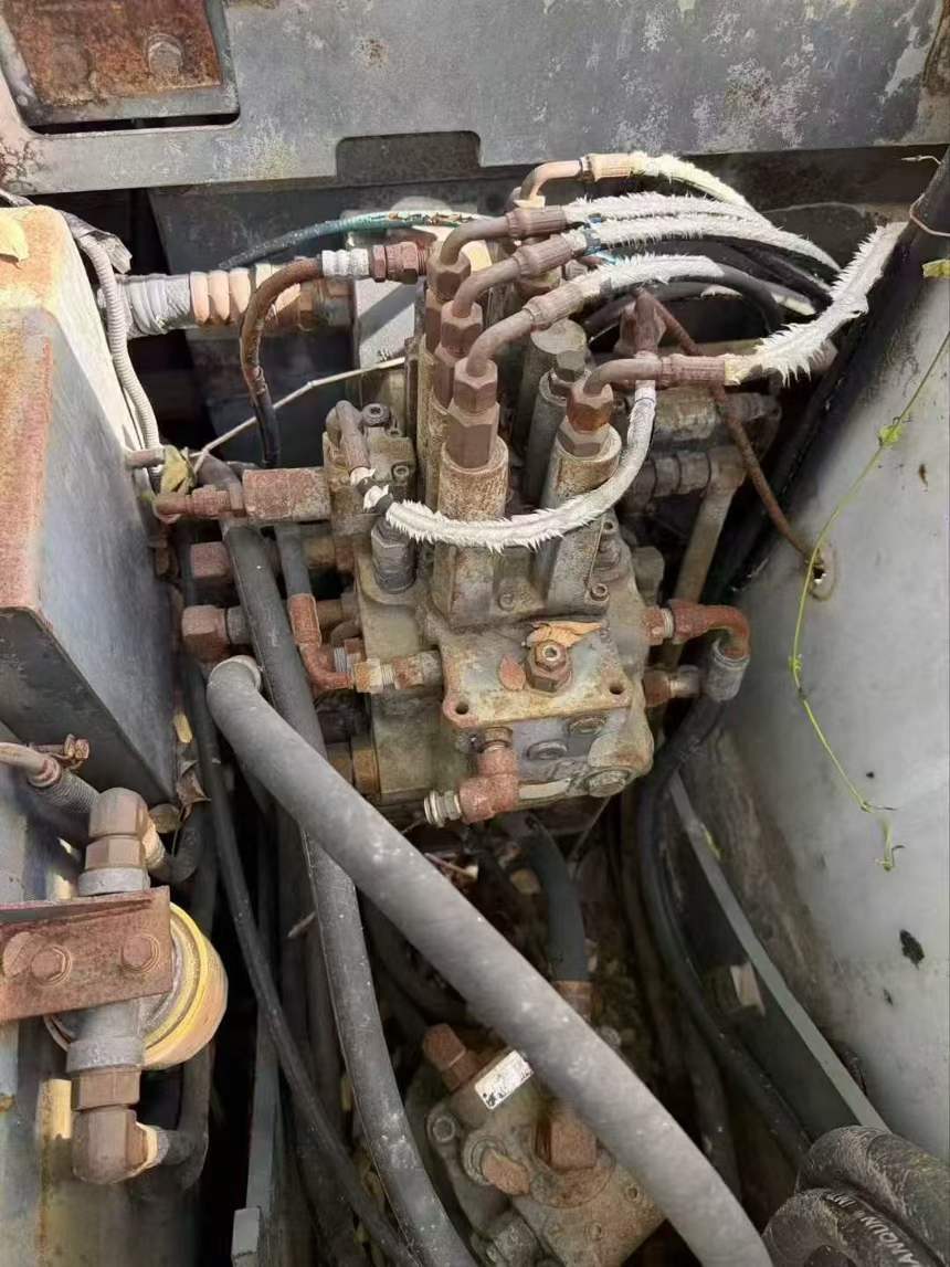 Used Sumitomo SH80-3B Excavator 2016 Model / 7