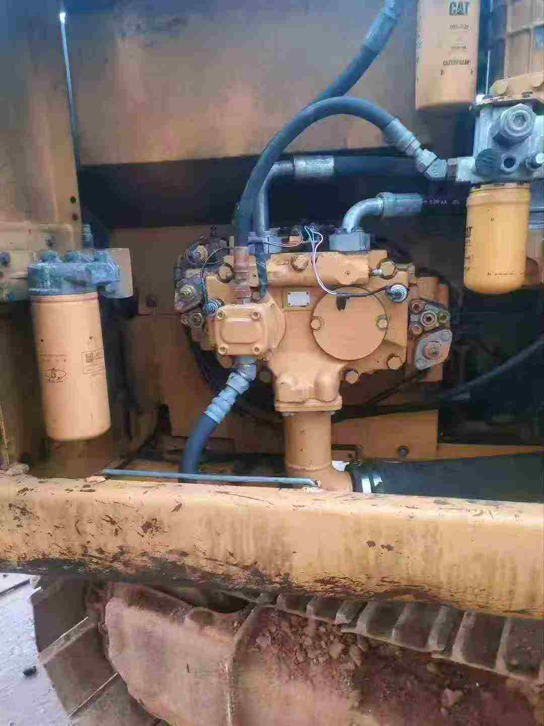 Used Caterpillar 323 Excavator 2016 Model / 6