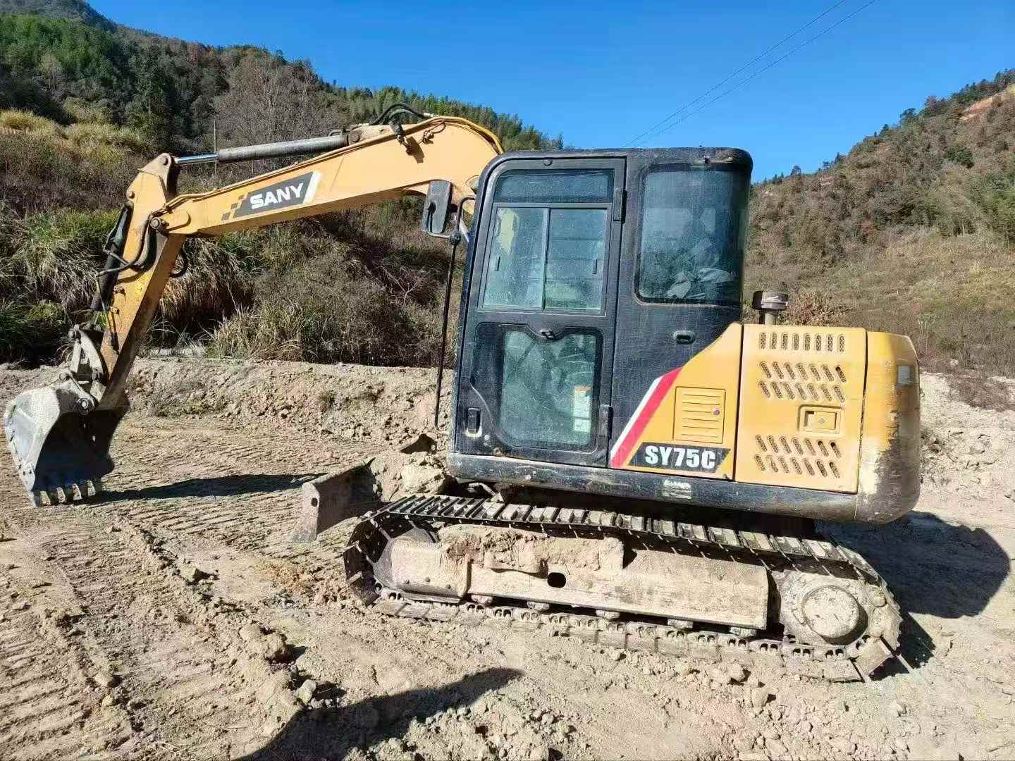 Used Sany SY75 Excavator 2020 Model / 3