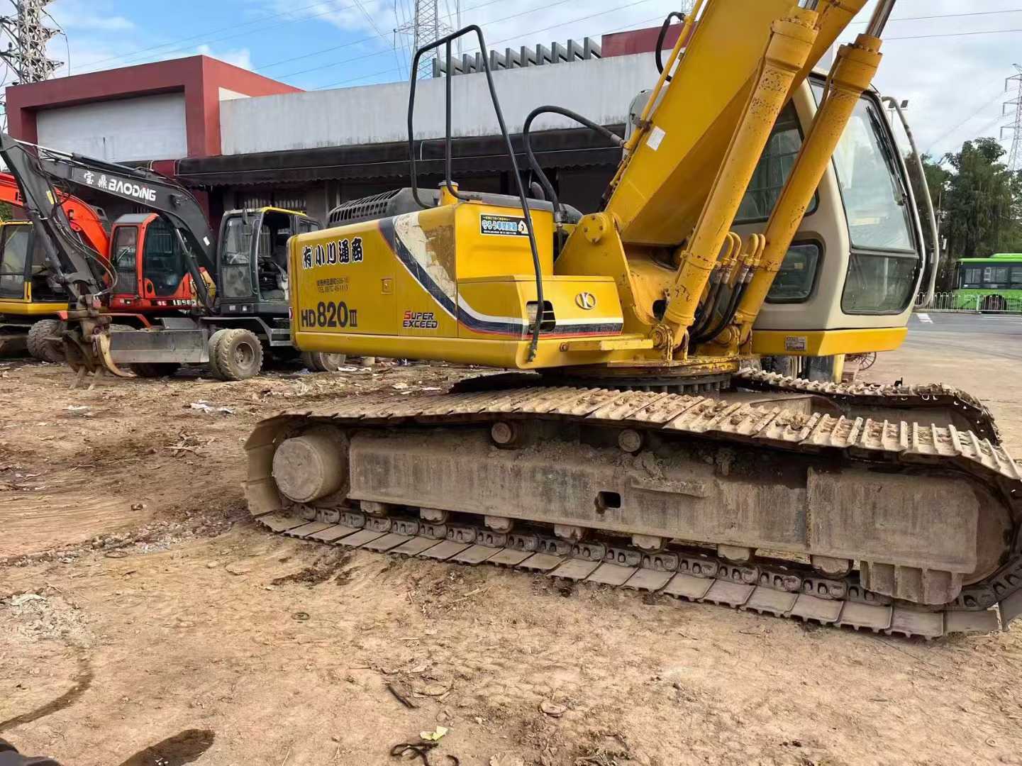 Used Kato HD820 Excavator 2016 Model / 3