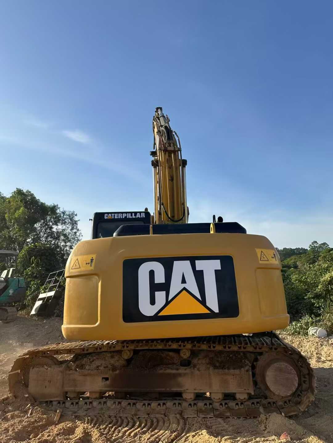 Used Caterpillar CT18 Excavator 2016 Model / 9
