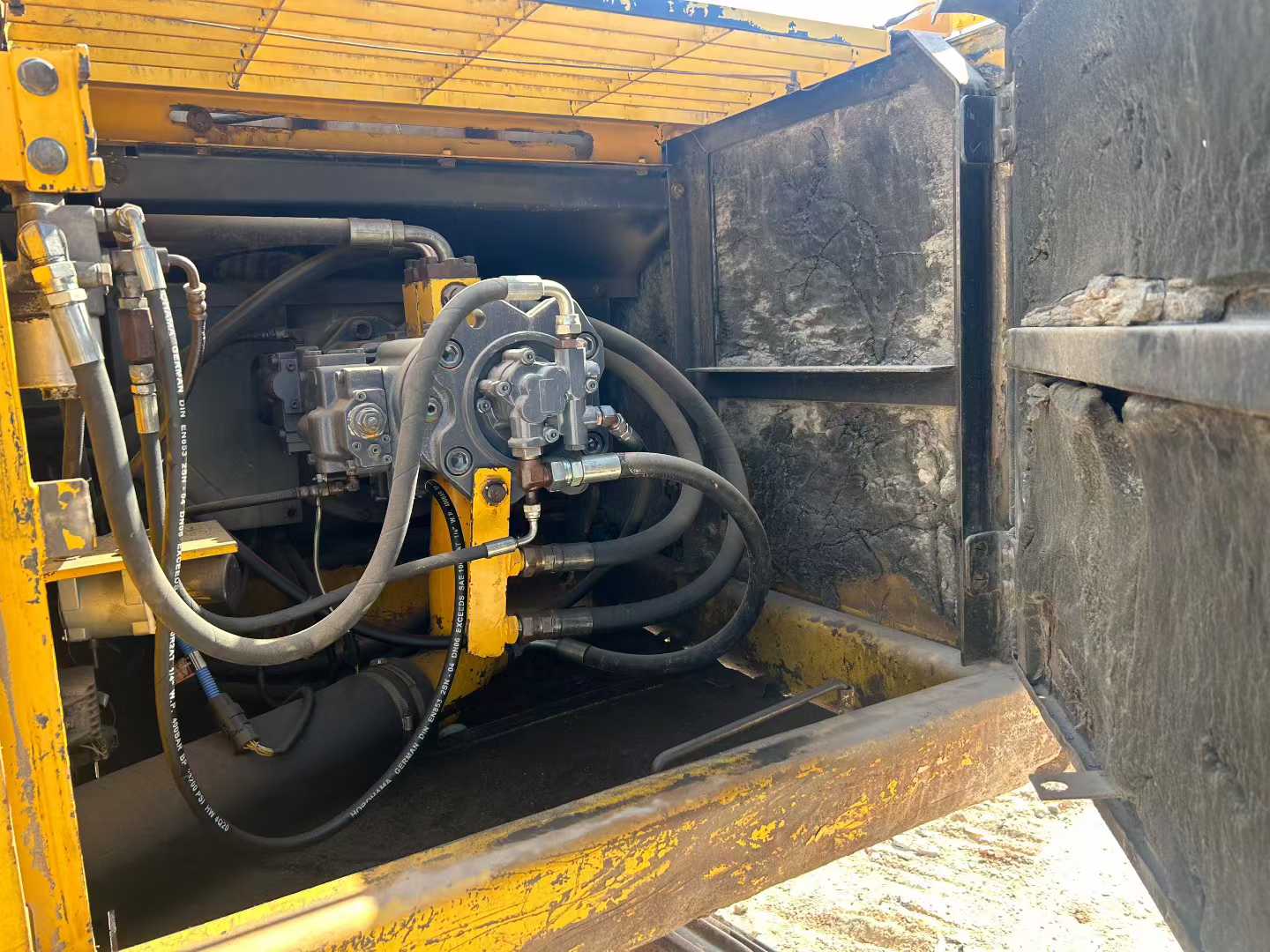 Used Kato HD820 Excavator 2016 Model / 5