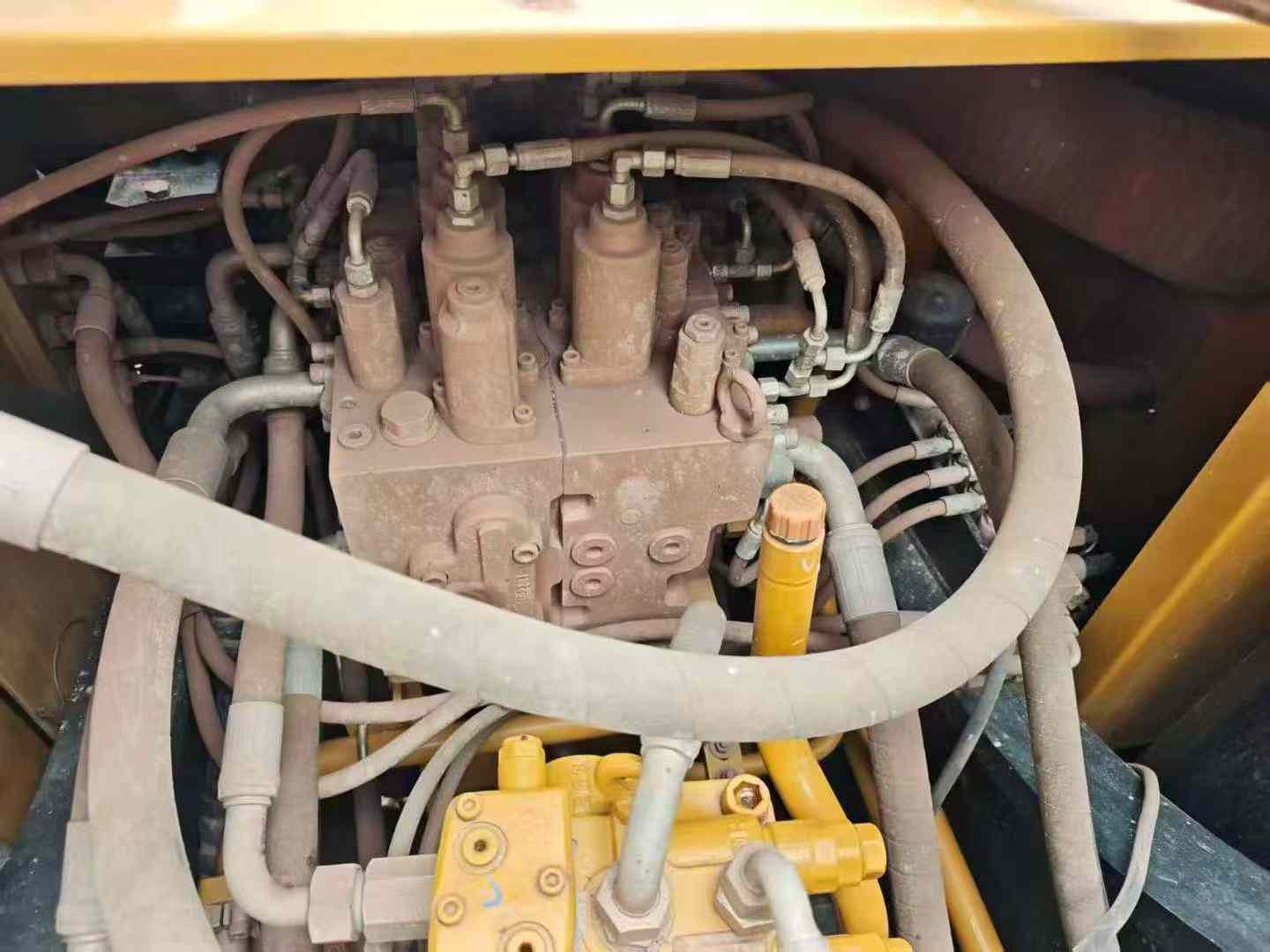 Used Sany SY200H Excavator 2023 Model / 9