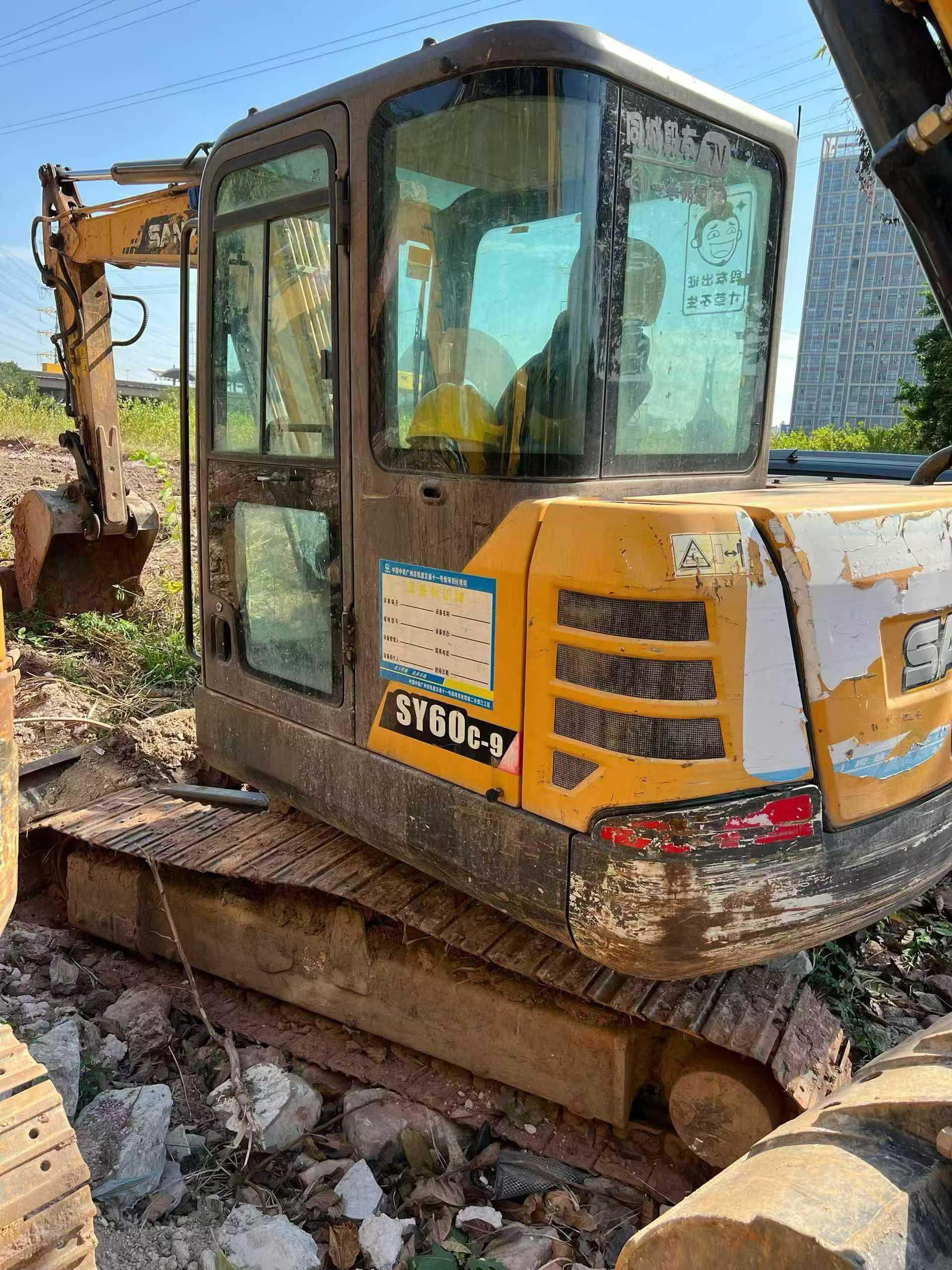 Used Sany SY60 Excavator 2016 Model / 4