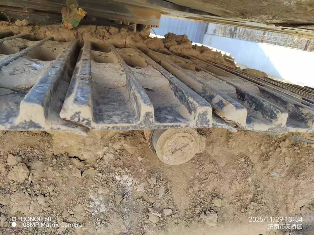 Used Hitachi ZAXIS200 Excavator 2021 Model / 2