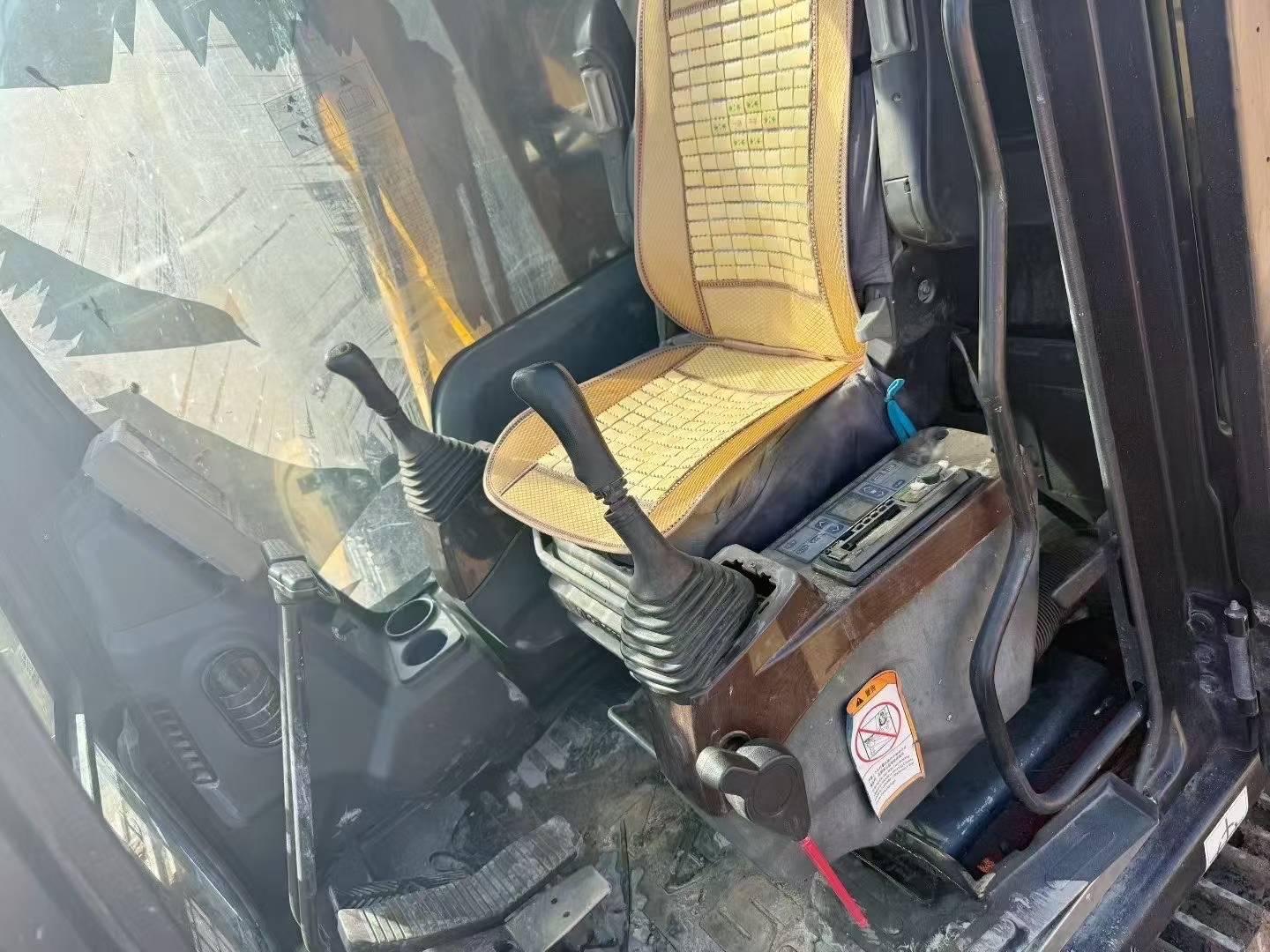 Used Sany SY135 Excavator 2016 Model / 9