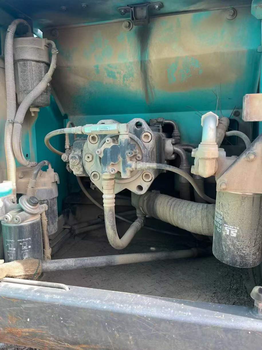 Used Kobelco SK210 Excavator 2016 Model / 7