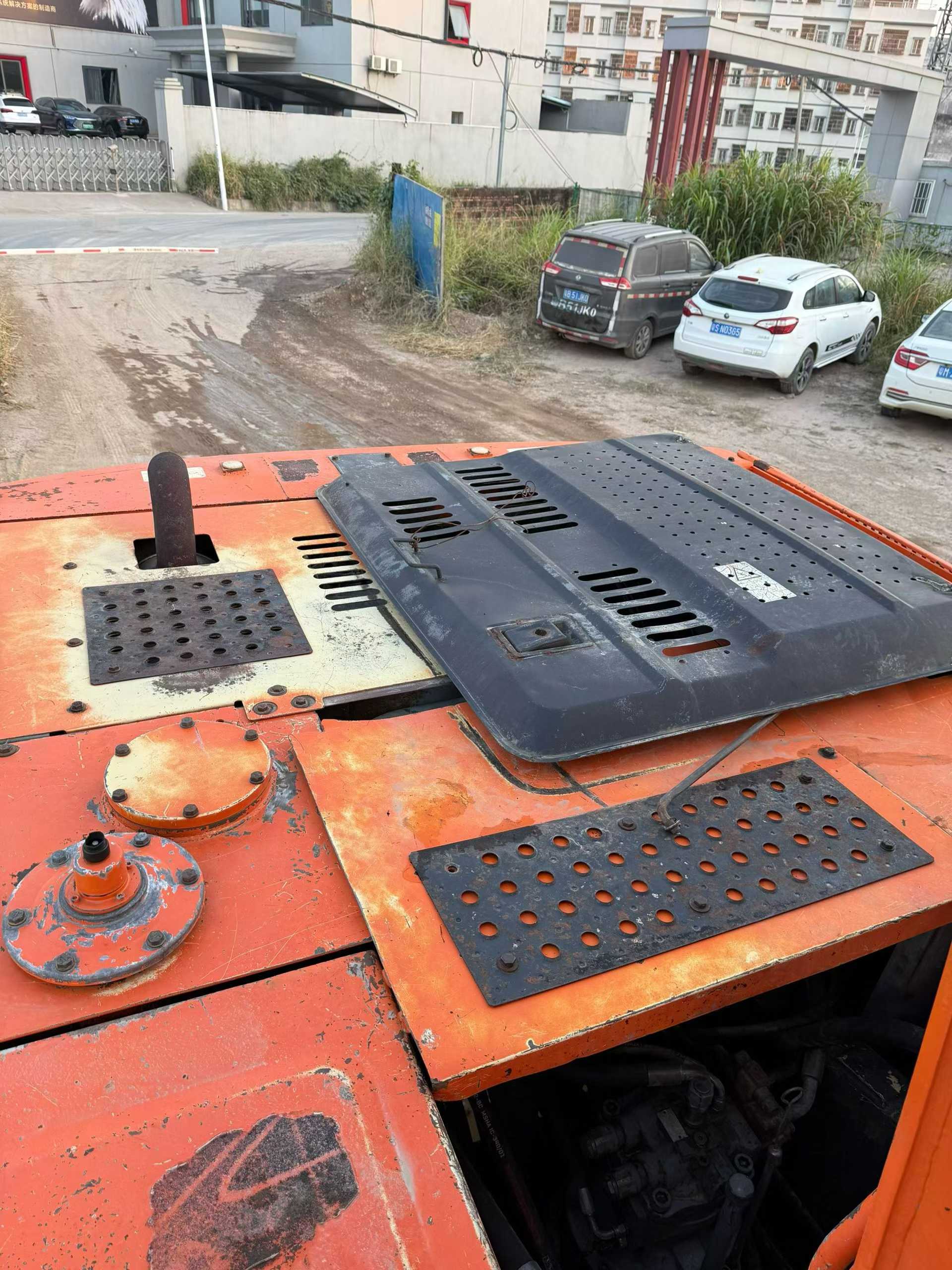 Used Hitachi ZAXIS200 Excavator 2016 Model / 9