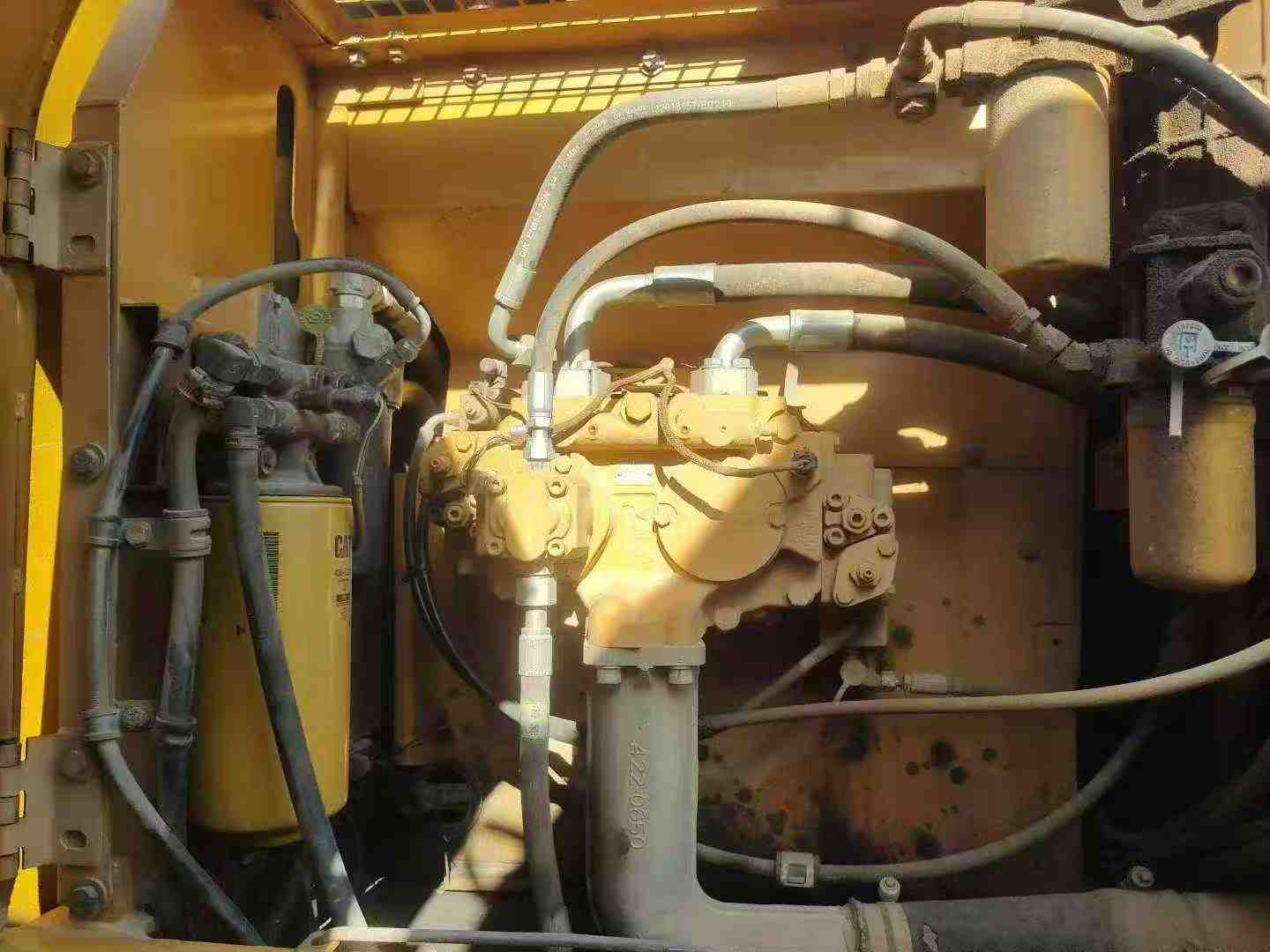 Used Caterpillar 330L Excavator 2018 Model / 7