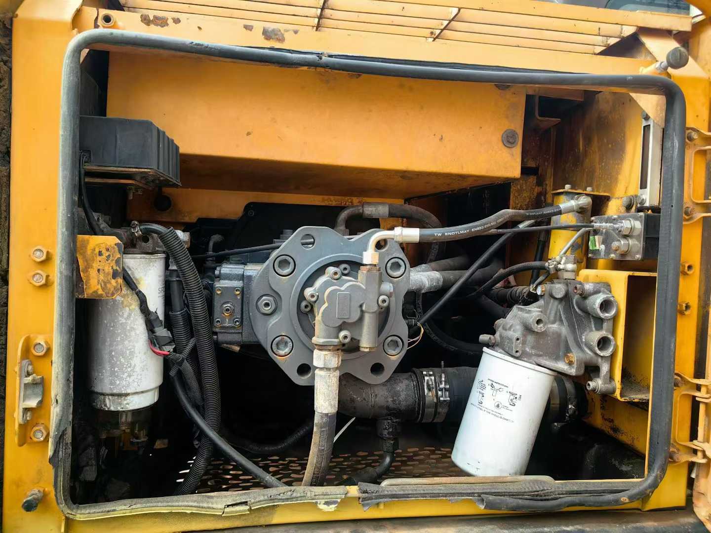 Used Sany SY215C-9 Excavator 2014 Model / 4