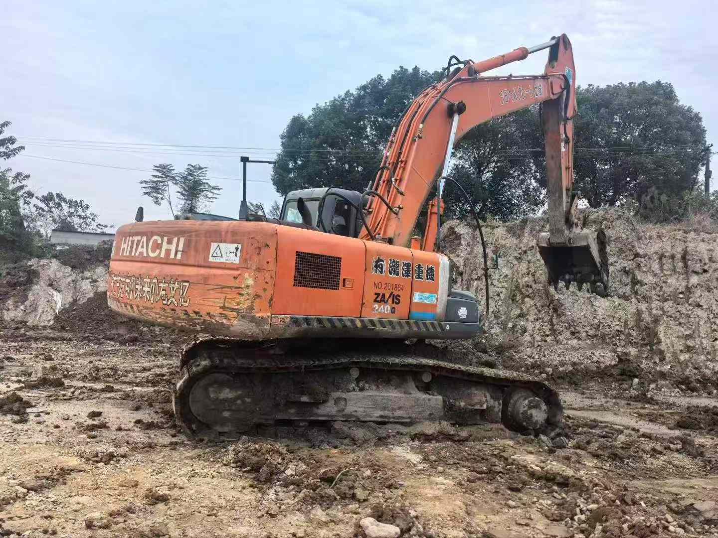 Used Hitachi ZX230-6 Excavator 2016 Model / 3
