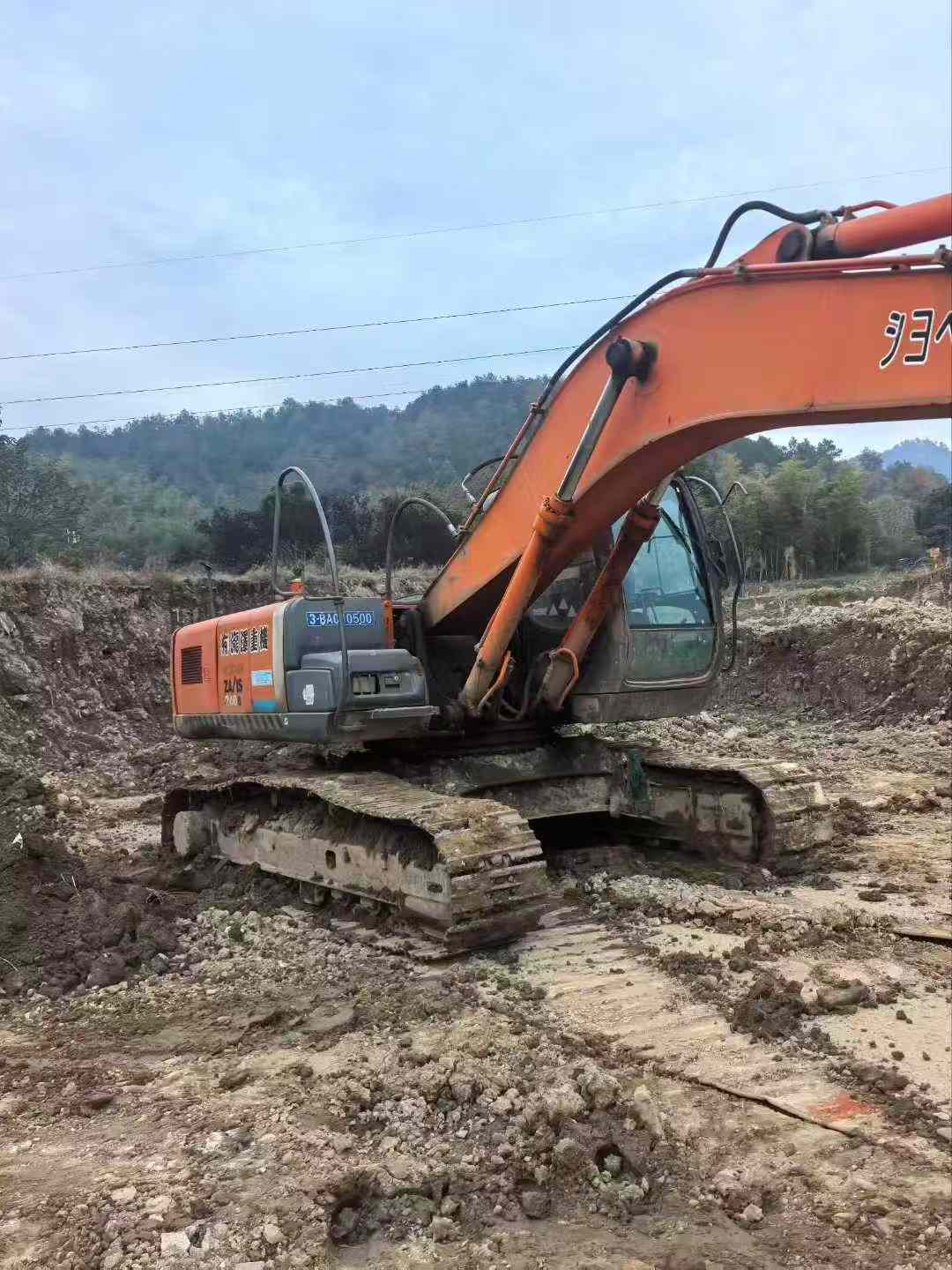 Used Hitachi ZX230-6 Excavator 2016 Model / 8