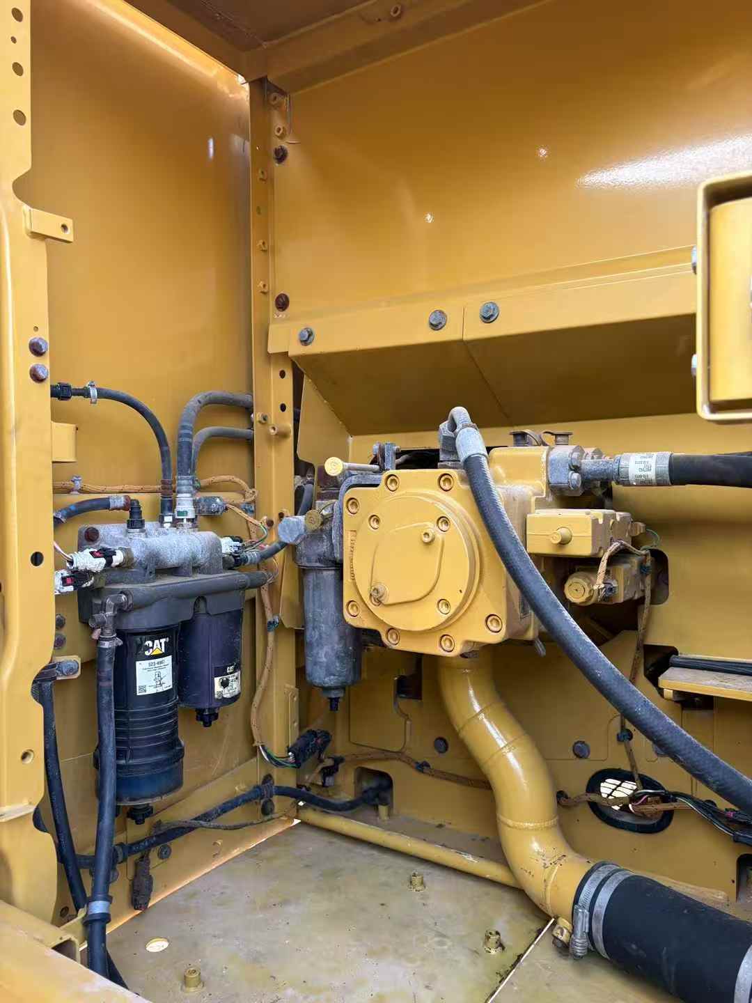 Used Caterpillar 320GC Excavator 2019 Model / 8