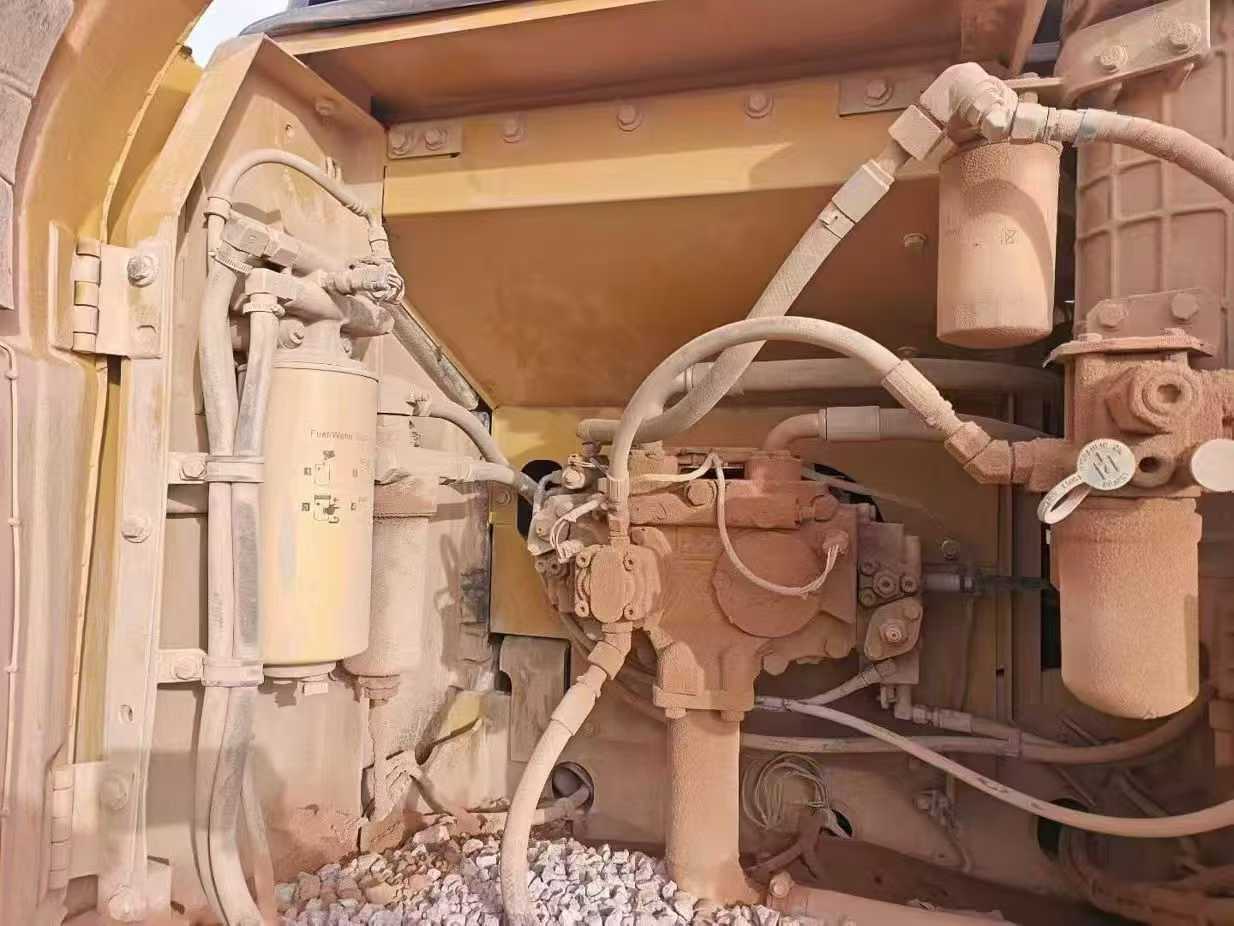 Used Caterpillar 320D Excavator 2016 Model / 5