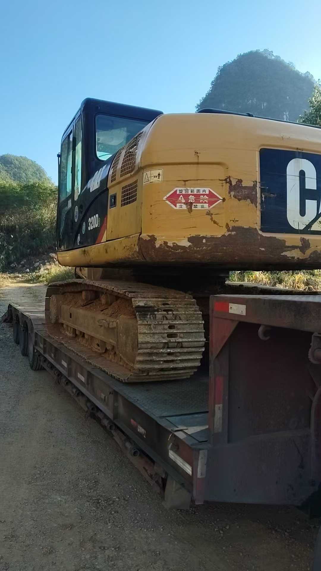 Used Caterpillar 320D Excavator 2016 Model / 2