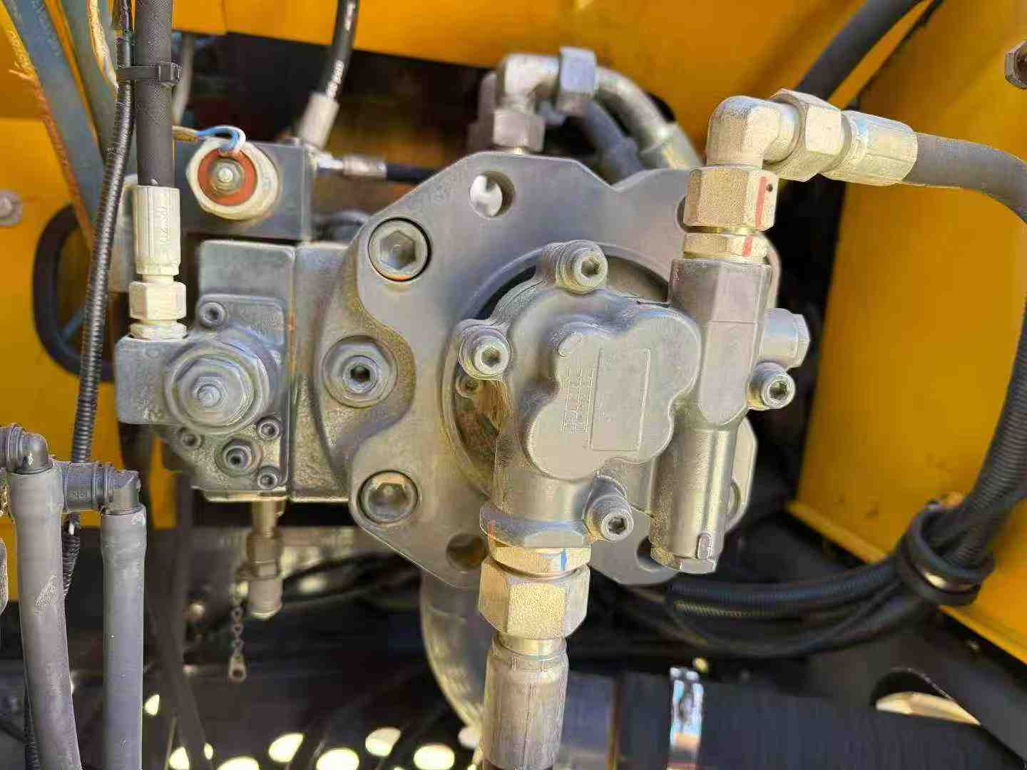 Used XCMG XE135GA Excavator 2019 Model / 5