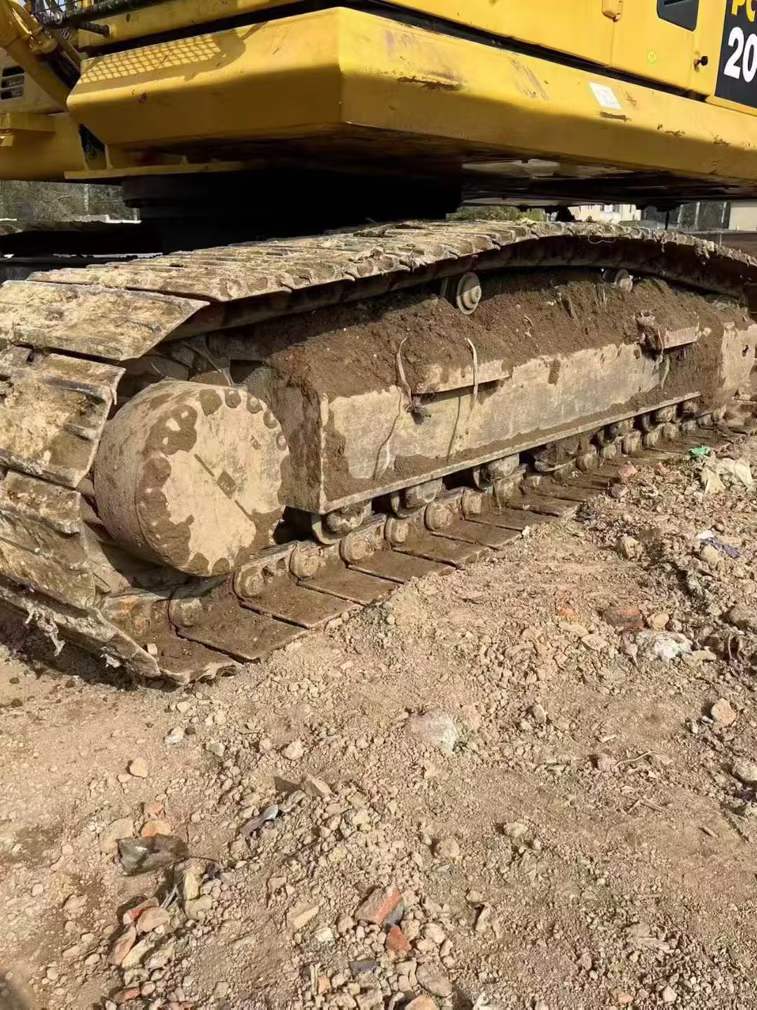 Used Komatsu PC200 Excavator 2016 Model / 5