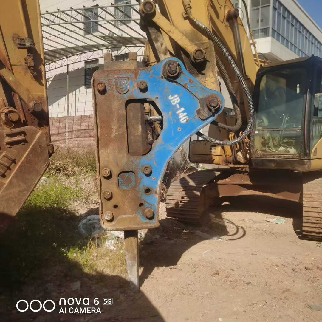 Used Caterpillar 320C Excavator 2016 Model / 9