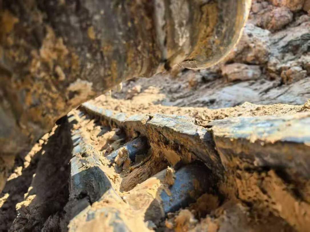 Used Hitachi ZAXIS200 Excavator 2010 Model / 8