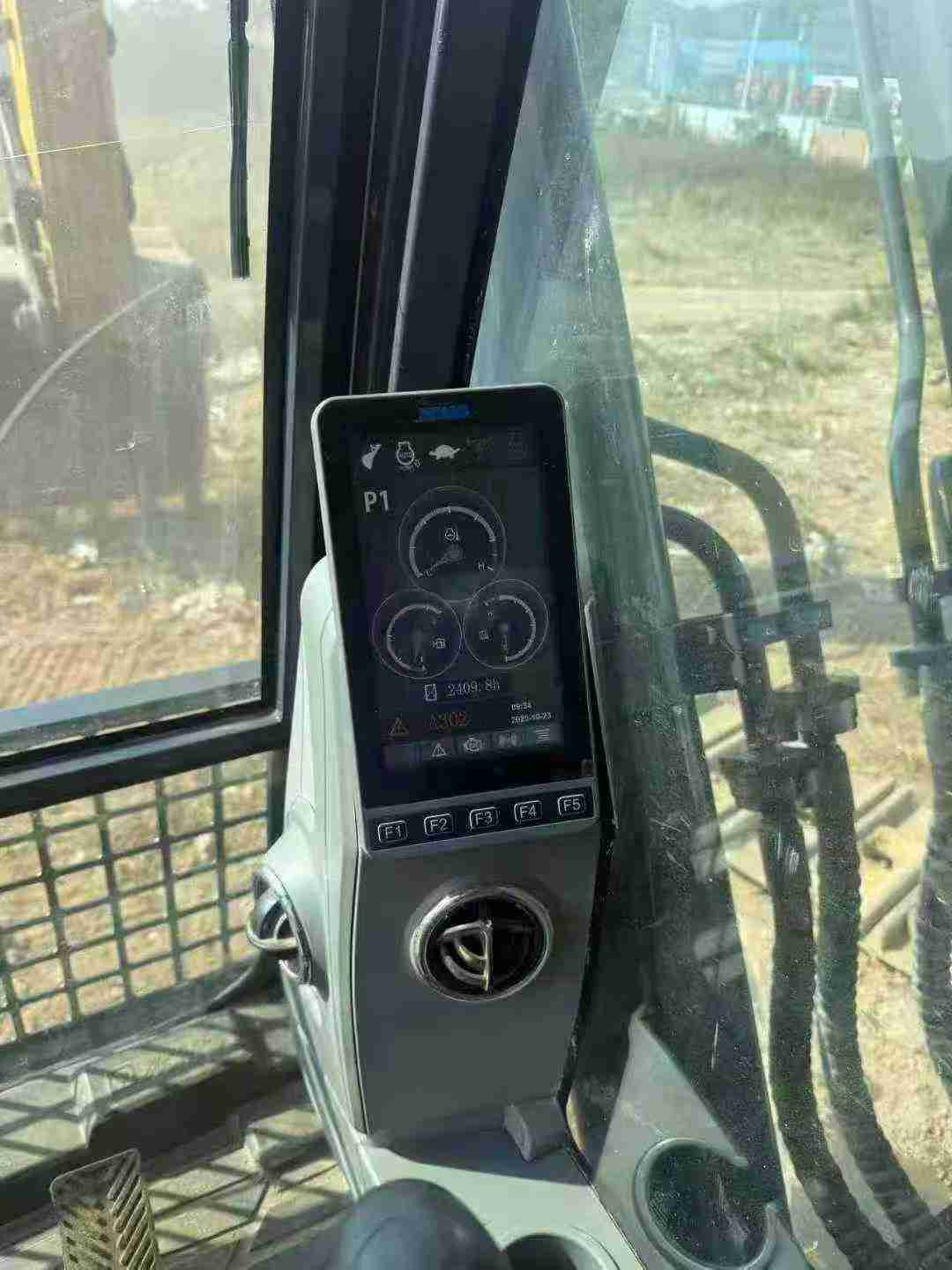 Used XCMG LW200 Excavator 2018 Model / 2