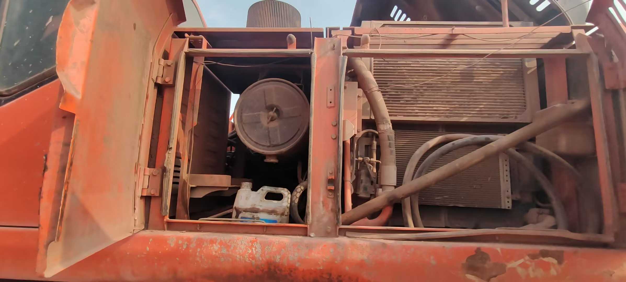 Used Doosan DX15 Excavator 2016 Model / 6