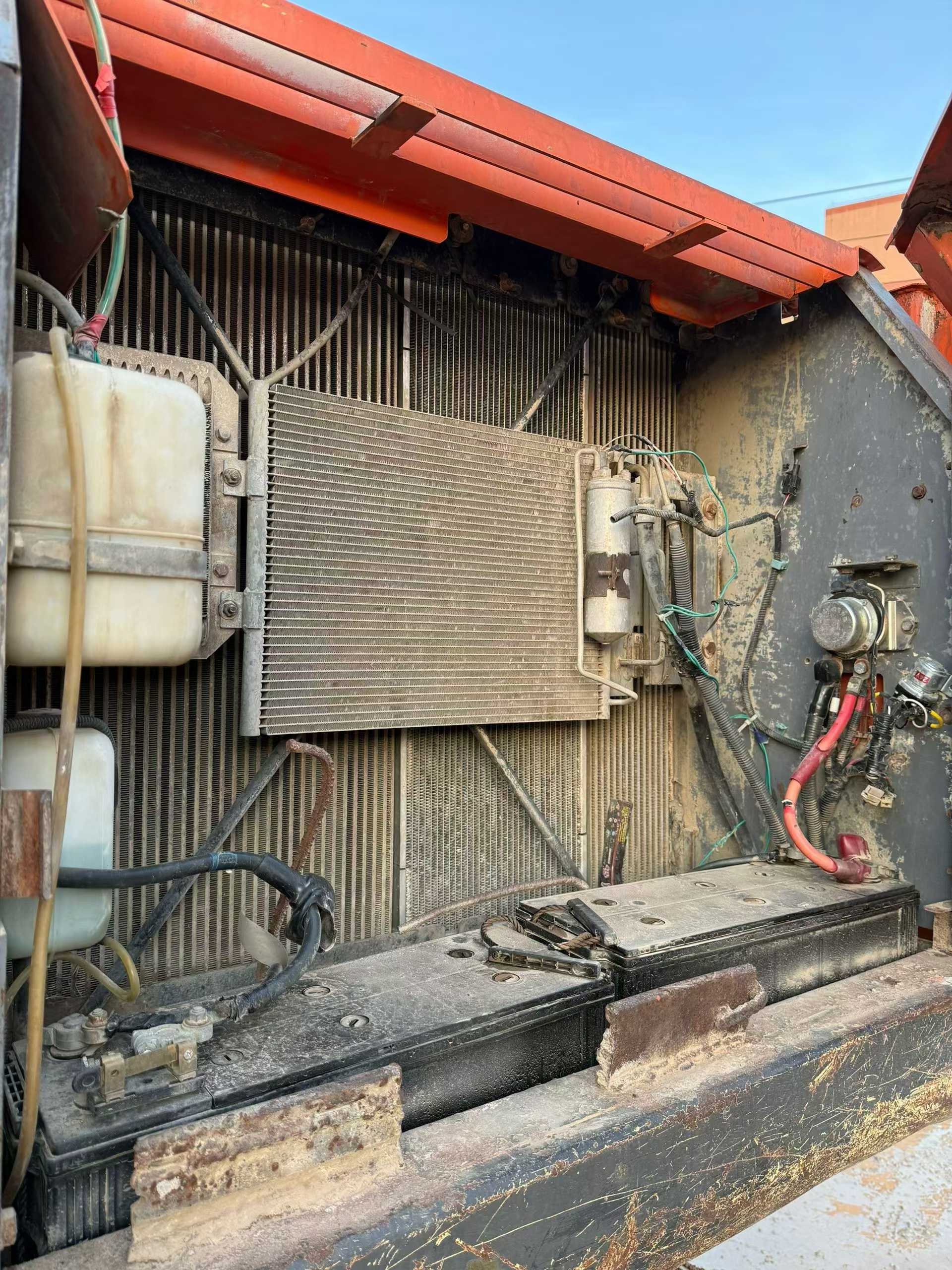 Used Hitachi ZAXIS200 Excavator 2016 Model / 4