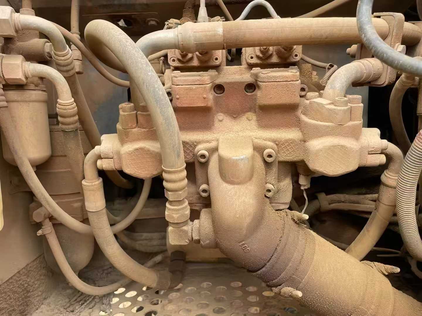 Used Hitachi ZAXIS200 Excavator 2016 Model / 3