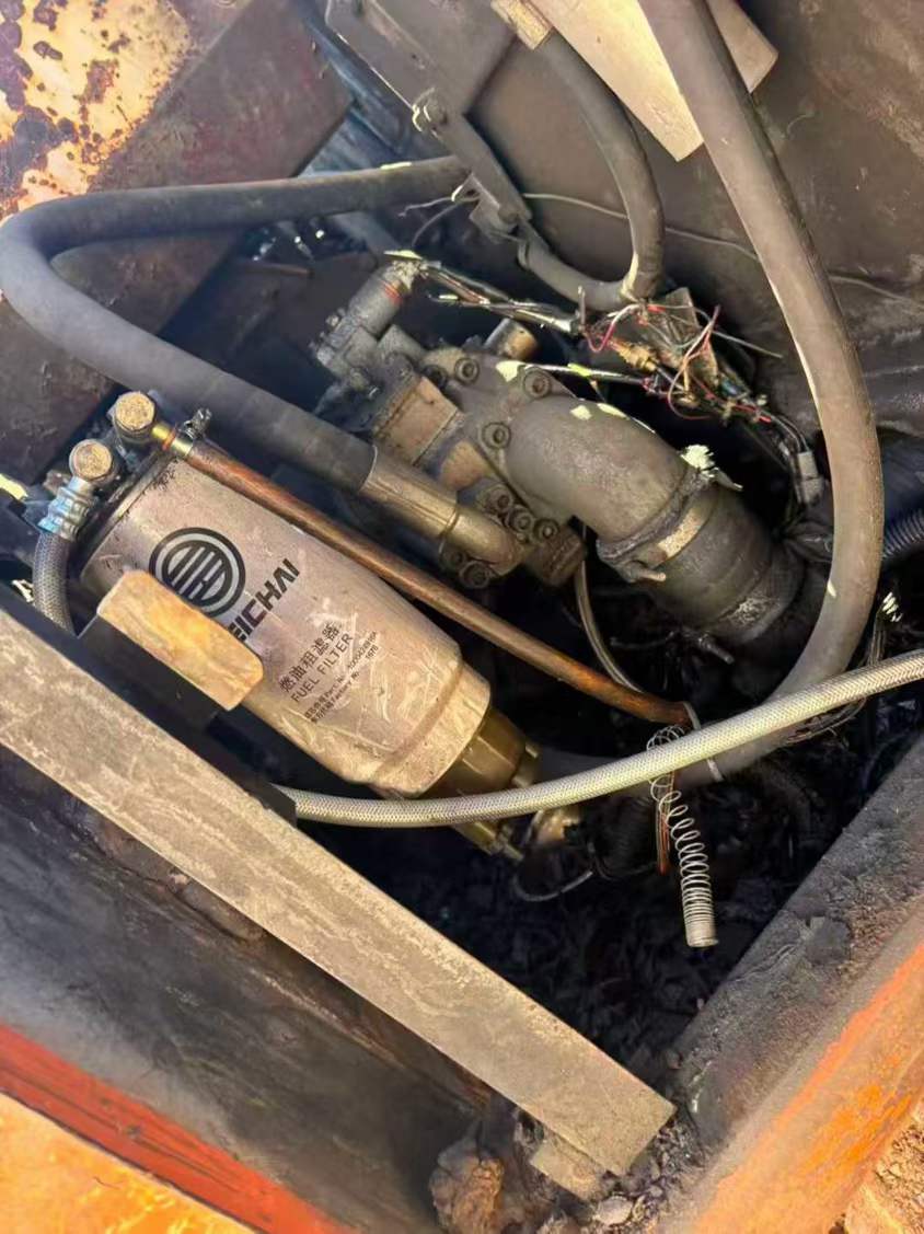 Used Hitachi ZAXIS200 Excavator 2016 Model / 7