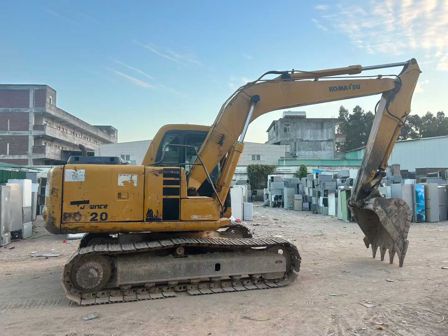 Buy Komatsu PC120-6 Used Excavator / 2 Used Komatsu PC120-6 Excavator 2016 Model / 2