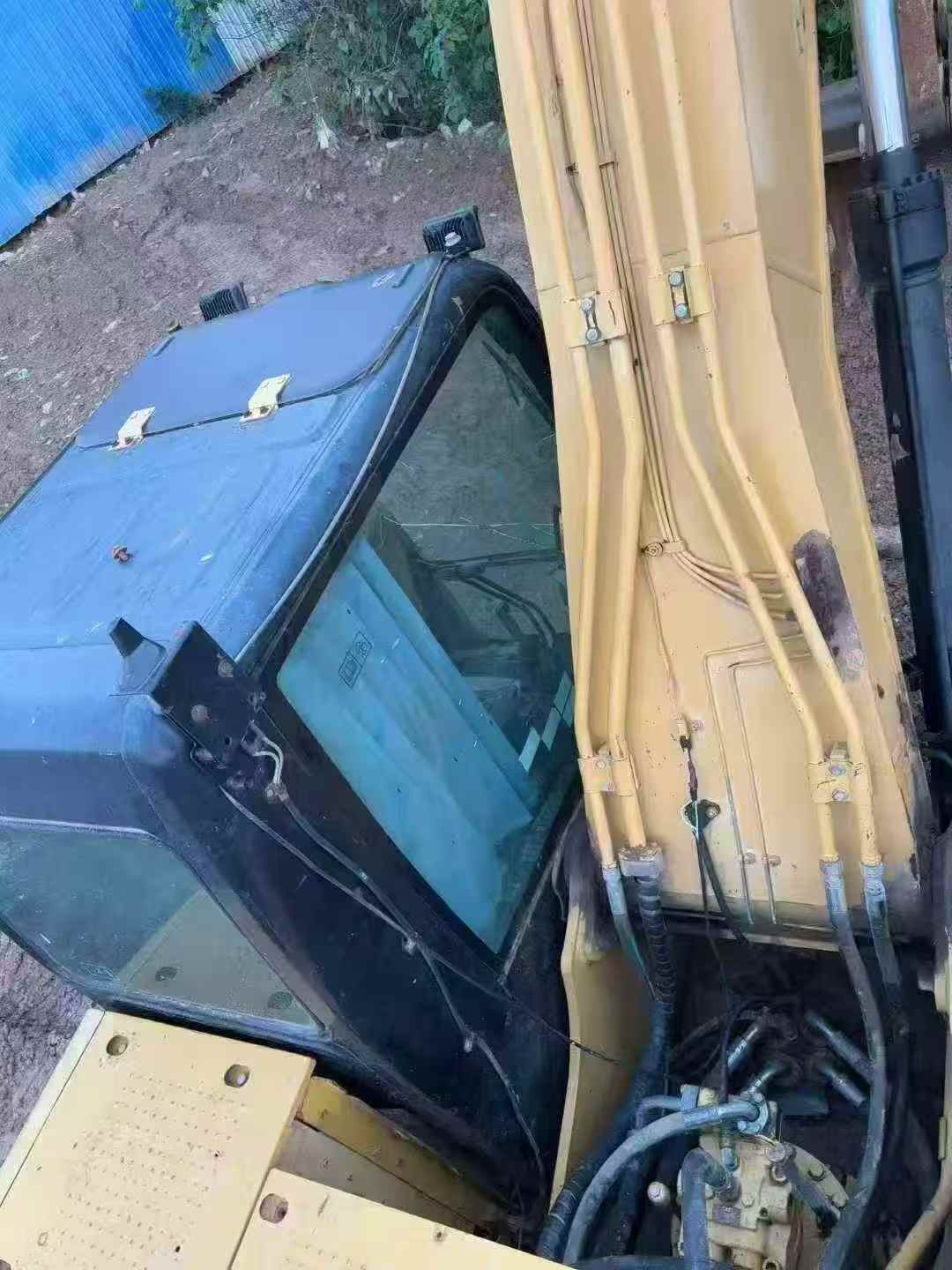 Used Caterpillar 320D Excavator 2011 Model / 8