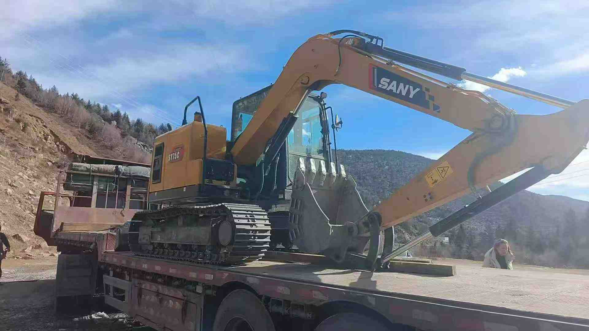 Used Sany SY75 Excavator 2025 Model / 2