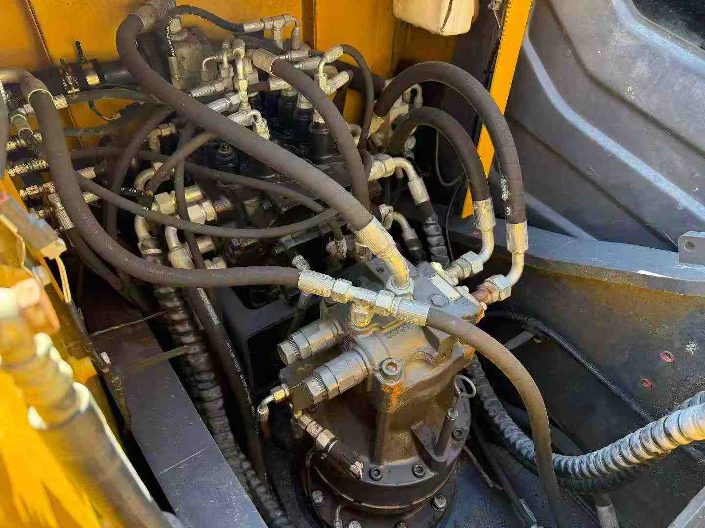 Used XCMG XE135GA Excavator 2019 Model / 6