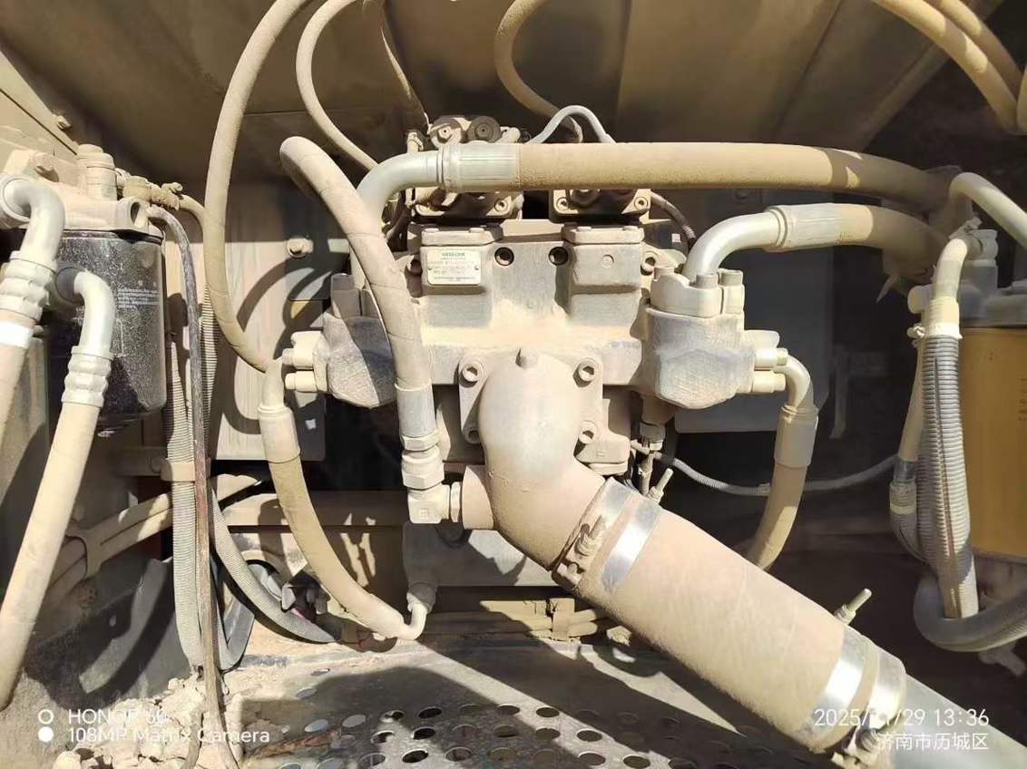 Used Hitachi ZAXIS200 Excavator 2021 Model / 5