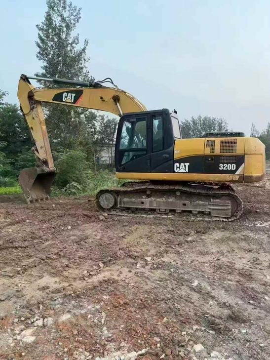 Buy Caterpillar 320D Used Excavator / 1