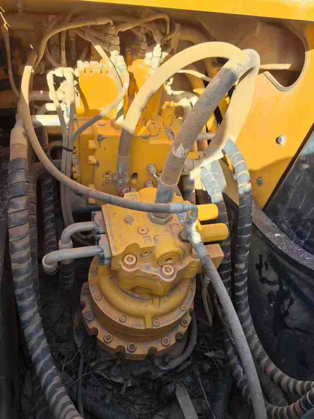 Used Hyundai R215VS Excavator 2020 Model / 2