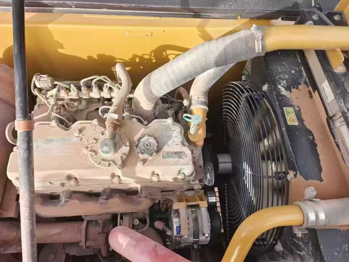 Used Caterpillar 320D Excavator 2016 Model / 2